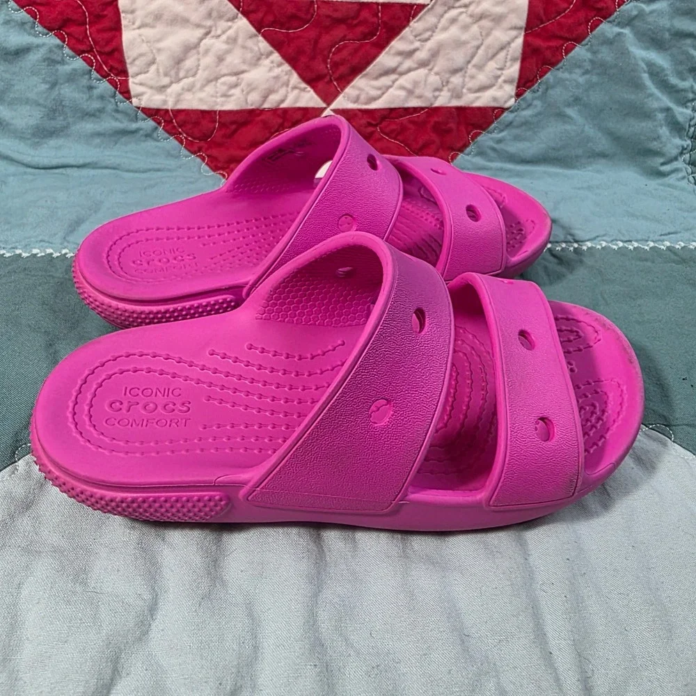 Crocs Classic Sandal Kids Electric Pink Size C12 Double Strap Slip Ons